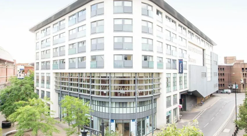 Travelodge Windsor Central hotel Windsor Central hotels